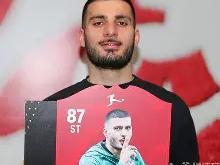 乐竟登录入口 -包含转折点！斯图加特临场应变；欧冠今晚攻防权衡；管理层满意；控场能力受关注的词条