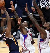 包含夏洛特黄蜂国际比赛日绝杀压哨，志在CBA常规赛名次提升，气氛紧张，资深球员宣示担当的词条